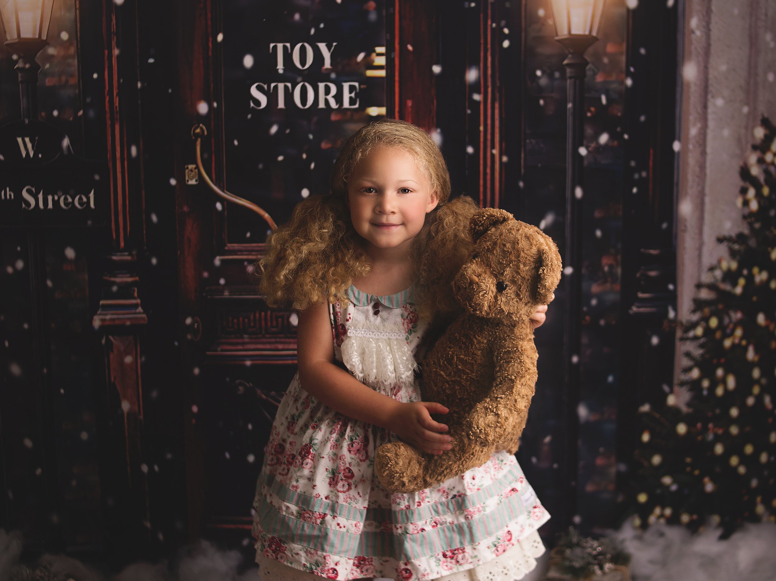 little girl wearing dress, holding teddy bear, Franklin Tennessee