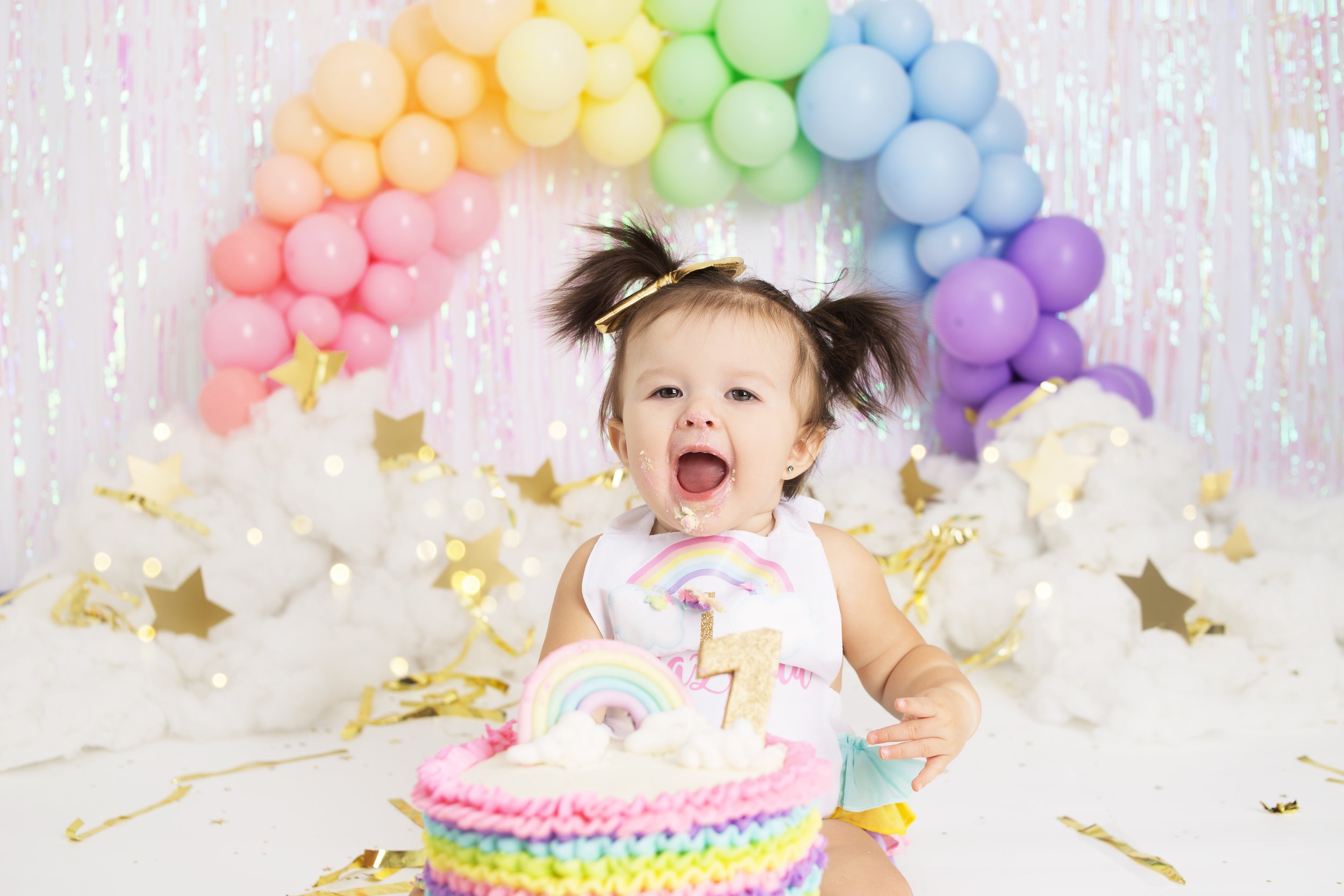 little girl, pastel, cake smash, balloons. Franklin Tennessee