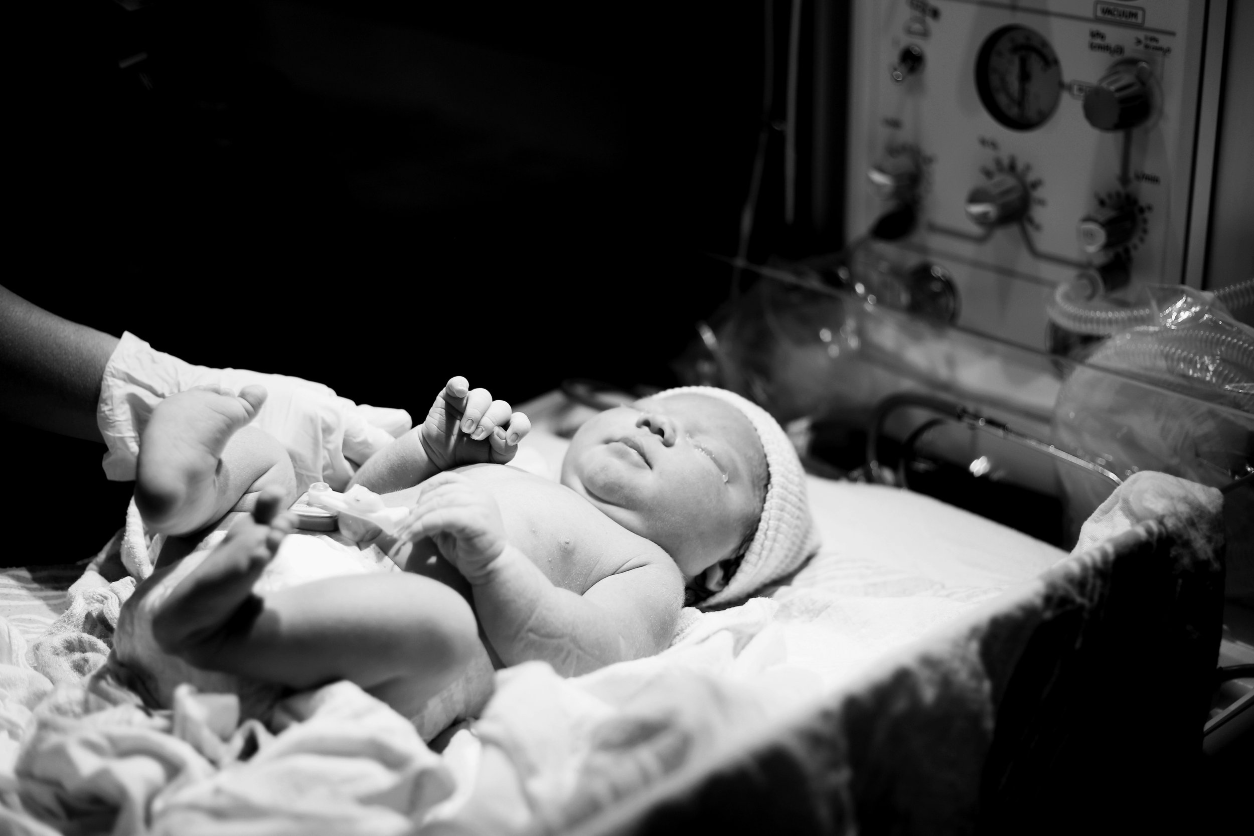 baby, newborn, birth, black and white, hospital, mount juliet tennessee