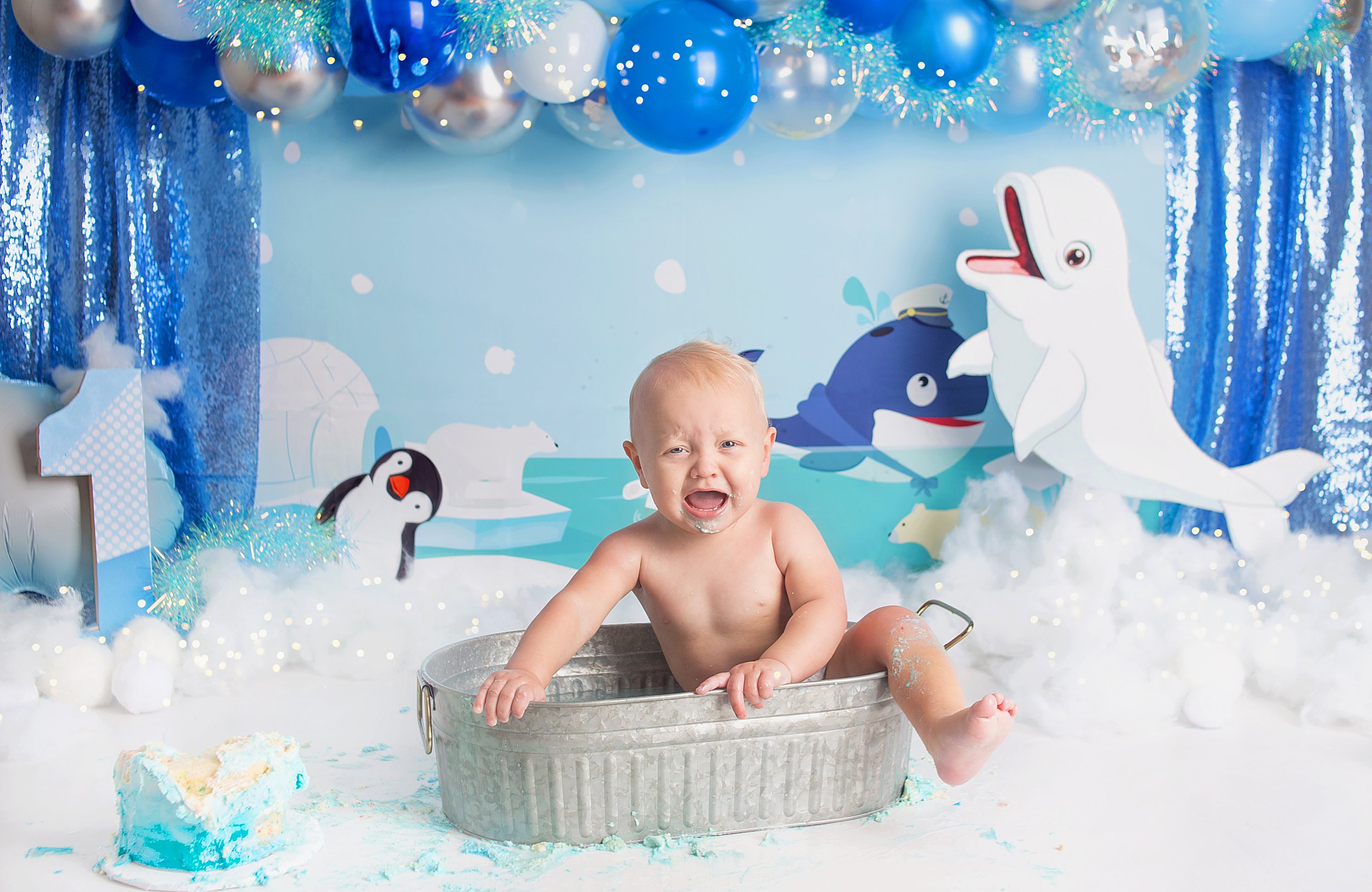 crying baby, little tub, whale, cake smash photoshoot, brentwood tennessee