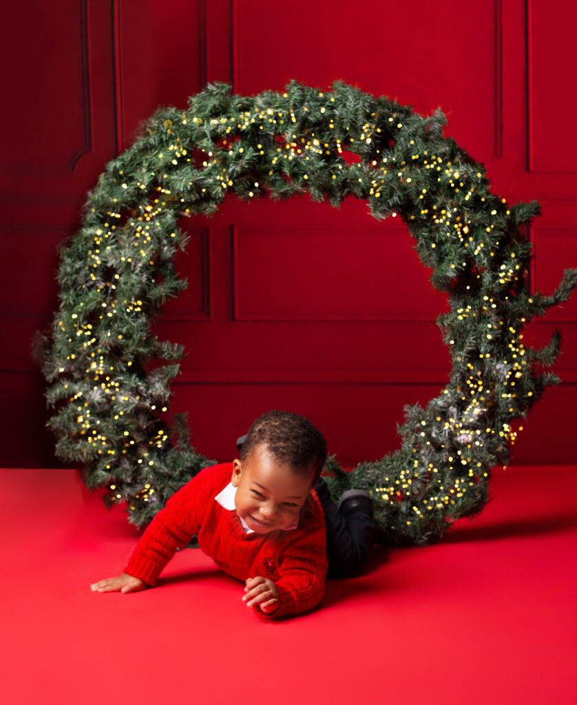 Nashville, TN Photographer hosting Christmas Mini sessions in Mount Juliet, TN photography studio 