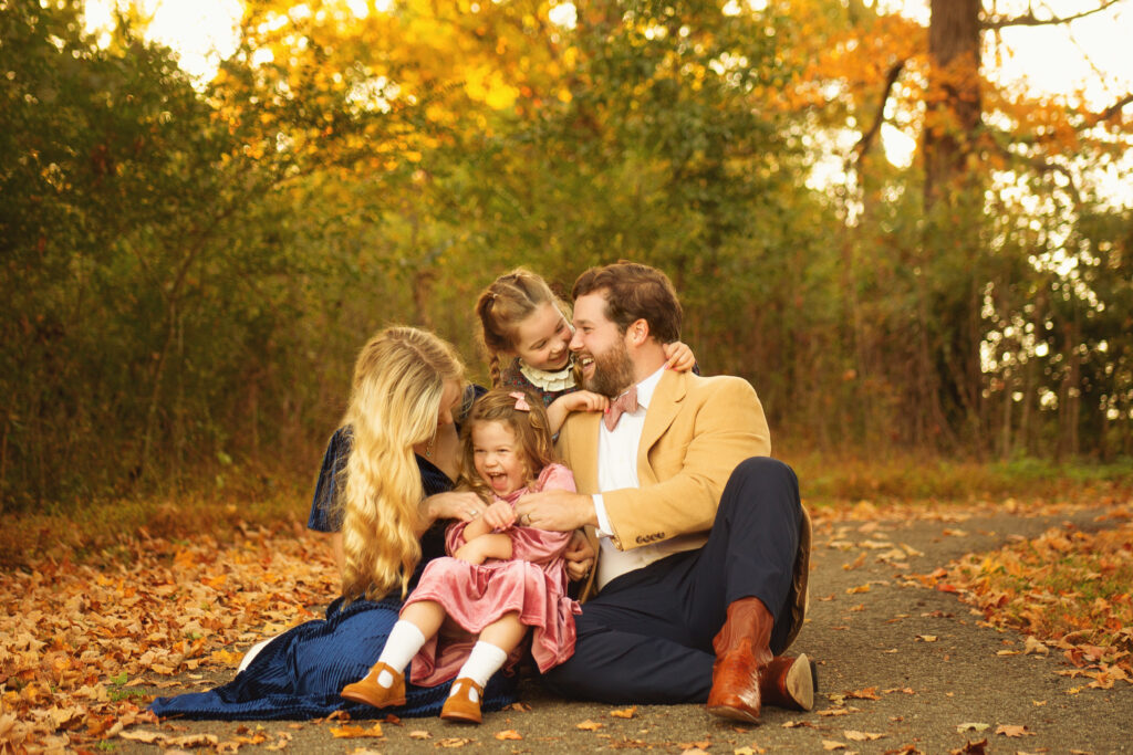 Fall mini session photoshoot with  Nashville, TN photographer 